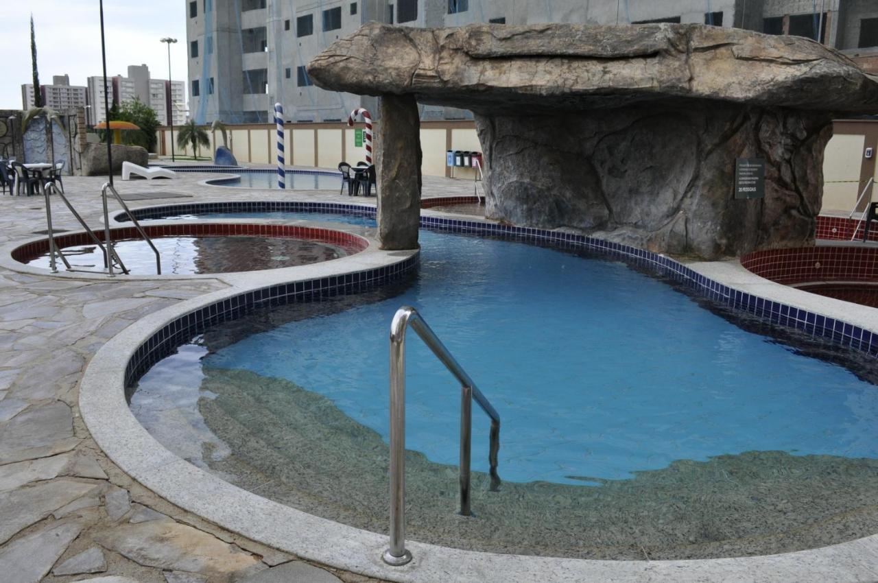 Apartamento Golden Dolphin Supreme - Achei Férias Caldas Novas Exterior foto